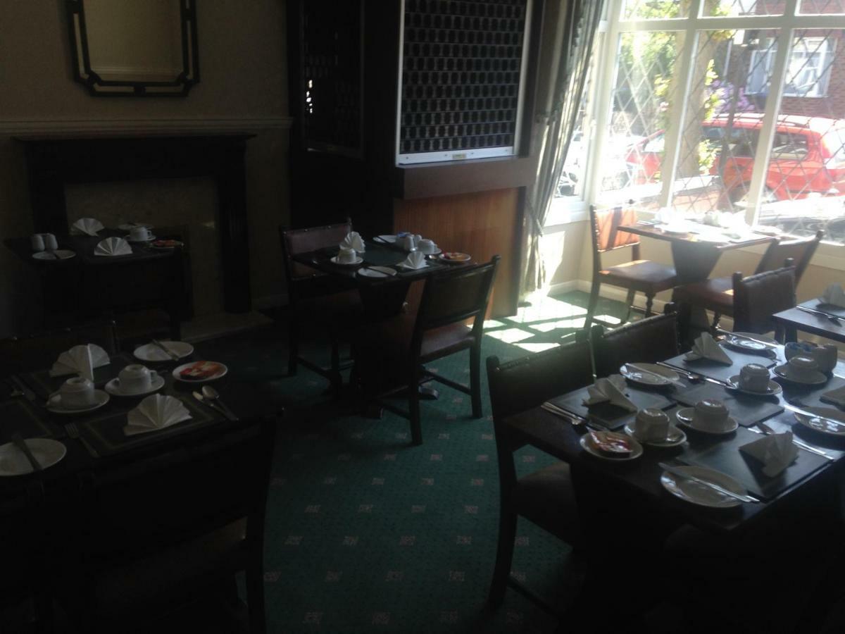 Ashleigh House Hotel โคเวนทรี ภายนอก รูปภาพ